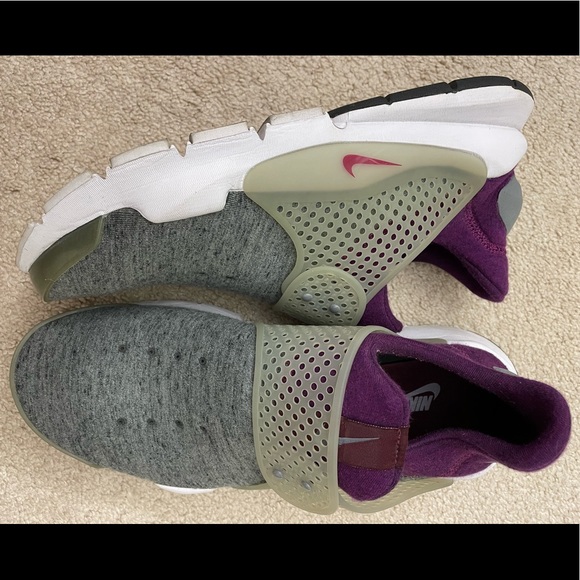Nike Sock Dart Cloth Low Trainer - Picture 5 of 6